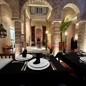 3* رياد Malaika